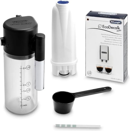 De'Longhi Magnifica EVO accessoires: melkopschuimer, waterfilter en decalcifier doos.