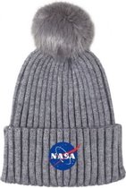 Nasa gebreide muts met geborduurde NASA patch. Maat 56.