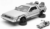 Movie Memorabilia DeLorean Back To The Future II Time Machine Fly Mode - 1:24 - Welly