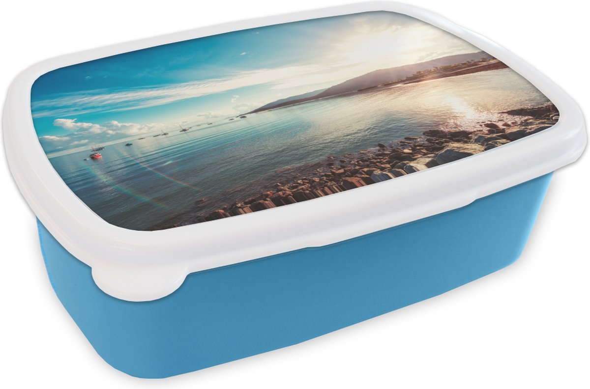 Broodtrommel Blauw - Lunchbox - Brooddoos - Zee - Boot - Berg - 18x12x6 cm - Kinderen - Jongen