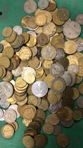 Munten Albanië - Een 1/2 kilo authentieke Albanese munten voor uw verzameling, kunstproject, souvenir of als uniek cadeau. Gevarieerde samenstelling.