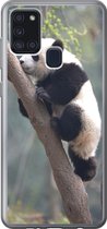 Geschikt voor Samsung Galaxy A21s hoesje - Panda - Dier - Boom - Siliconen Telefoonhoesje