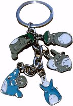 Metalen sleutelhanger met bedeltjes gebaseerd op bekende, Japanse animatiekarakters (kawaii, ghibli, animé, totoro, manga, Harajuku, Azië, Asia, Japan, animatie, film)