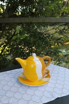 J-Line Tea For One Golf Porselein Wit/Oker/ leuk geschenk voor Moederdag