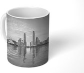 Mok - Kleurrijke foto van Guangzhou - zwart wit - 350 ML - Beker