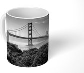 Mok - De Golden Gate Bridge in Californië - zwart wit - 350 ML - Beker