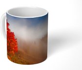 Mok - Boom met herfstbladeren in de mist - 350 ML - Beker