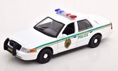 Ford Crown Victoria 2001 "TV Serie Dexter" Wit / Groen 1-24 Greenlight Collectibles