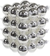 Oneiro's luxe kerstballen Zilver GLANS - SET VAN 36 - ø6 cm - kerstbal - luxe verpakking – kerstcollectie – kerstdecoratie – kerstboomhanger – kerstversiering