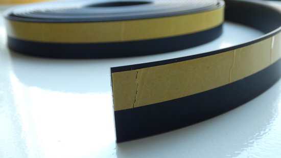 Flexplinth - Plinthe adhésive PVC souple - Zwart (RAL9011) - 15 mètres