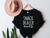 Lykke Snack Dealer | Moeder T-Shirt | 100% Katoen | Zwart | Maat M