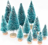 Giftforyoushop kerst – kerstboompjes – decoratie – mini kerstboom – 8 stuks