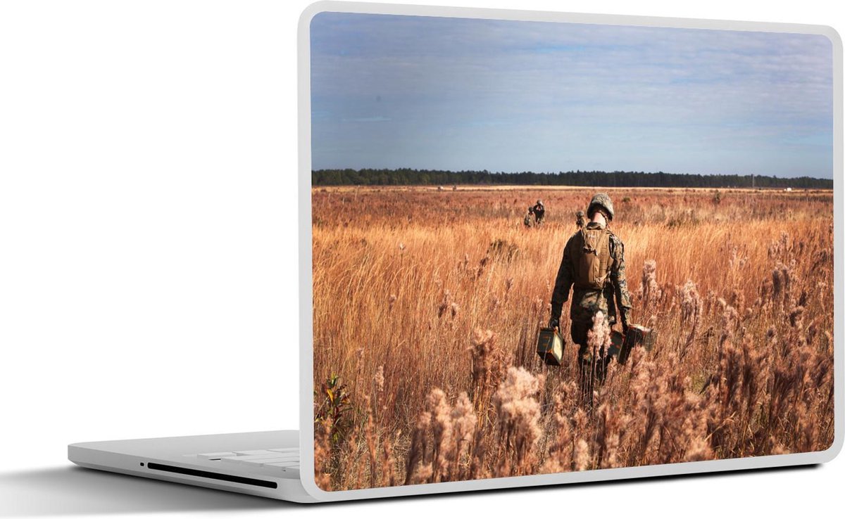 Afbeelding van product SleevesAndCases  Laptop sticker - 15.6 inch - Goud - Leger - Soldaat