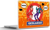 Laptop sticker - 10.1 inch - Spreuken - Quotes - 'Geslaagd' - Feest - 25x18cm - Laptopstickers - Laptop skin - Cover