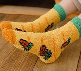 Fluffy Sokken dames warm - huissokken - geel - bege - 36-40 - extra zacht - dikke sokken - winter sokken - print wortel
