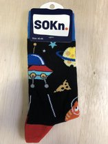 SOKn. trendy sokken IN DE RUIMTE maat 40-46  (Ook leuk om kado te geven !)