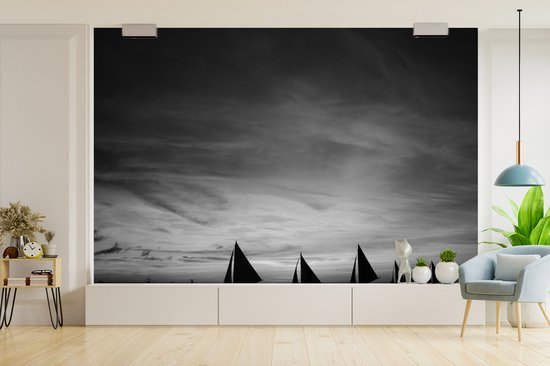 Papier peint - Papiers Papier peint photo Voiliers au large de Boracay - noir et blanc - largeur 450 cm x hauteur 300 cm