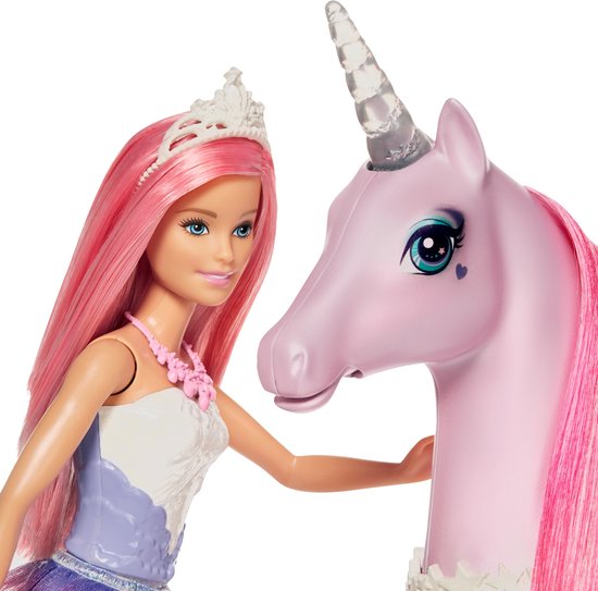 Barbie Dreamtopia - Barbiepop - Prinses en eenhoorn barbie paard met licht  en geluid | bol.com