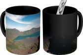 Magische Mok - Foto op Warmte Mok - Berglandschap en een meer in het Nationaal Park Gunung Rinjani - 350 ML