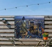 Blik op The Gherkin in het financiële hart van Londen - Foto op Tuinposter - 60 x 45 cm