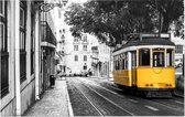 Toeristische tram door de oude straten van Lissabon - Foto op Forex - 45 x 30 cm