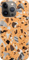 Apple iPhone 13 Pro Telefoonhoesje - Premium Hardcase Hoesje - Dun en stevig plastic - Met Marmerprint - Terrazzo - Oranje