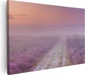 Artaza Canvas Schilderij Pad in de Weide tijdens de Mist - 120x80 - Groot - Foto Op Canvas - Wanddecoratie Woonkamer