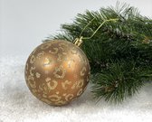 Oneiro's luxe kerstbal PANTER Goud/Bruin– ø80 mm - kerstbal - luxe verpakking – kerstcollectie – kerstdecoratie – kerstboomhanger – kerstversiering – goud