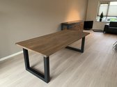 Eiken Ovale Houten Eettafel - 260x120x76 cm - Keukentafel - 8 Personen - Ovaal - Stalen Poten - Matrix - Rustiek Eiken - Robuust