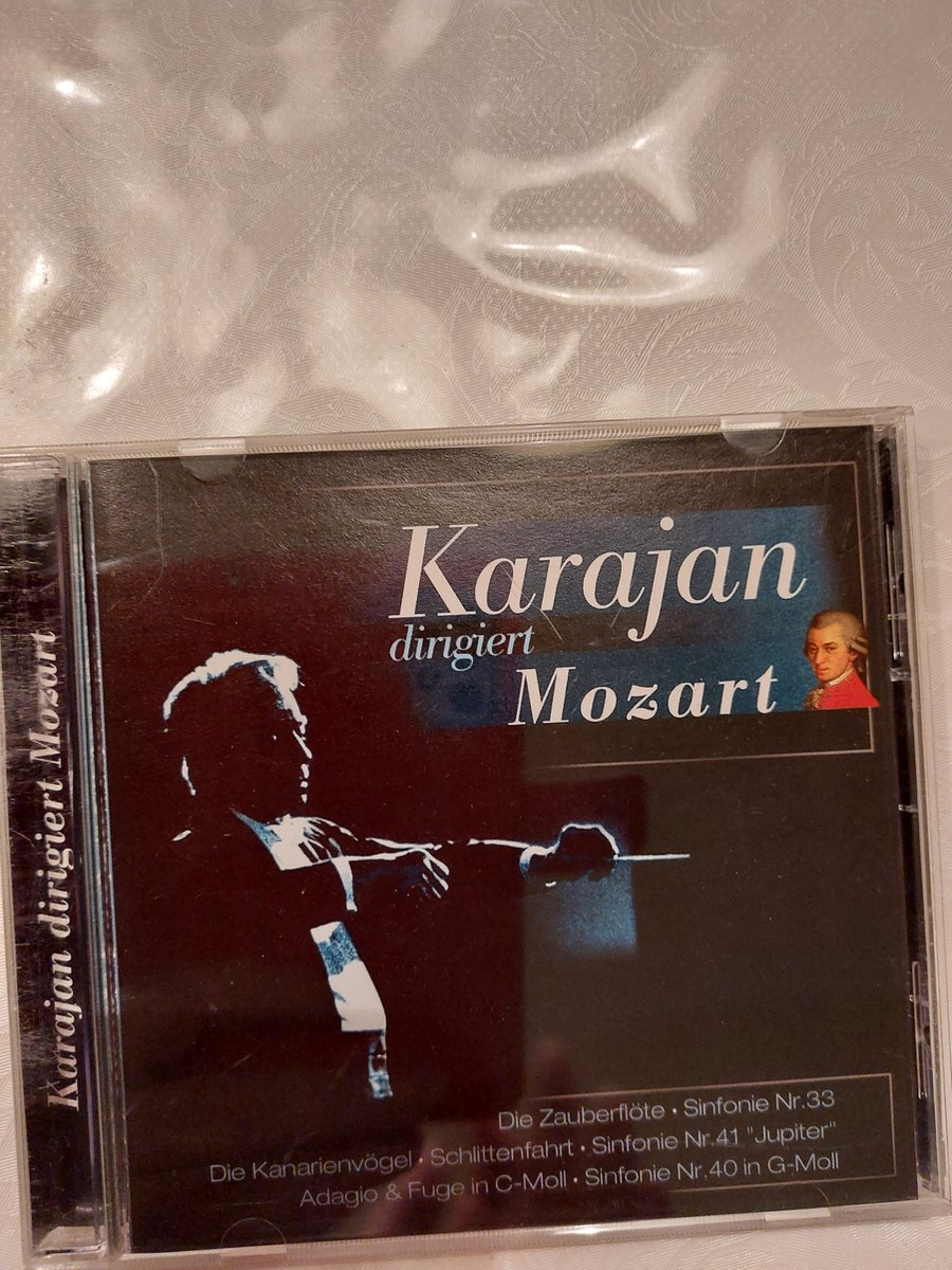 Conducts Mozart =Luxury=