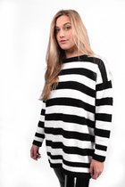 Striped trui | Trui dames | Gestreept | Trendy | Fashion | Comfortabel | Valt langer | Kleur Zwart | One size