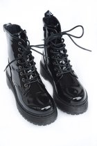 Good girl boots | Schoenen dames | Gelakt | Stoer | Hoge zool | Ritssluiting & veters | Kleur Zwart | Maat 41