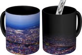 Magische Mok - Foto op Warmte Mok - De horizon tijdens de avondschemering van Sapporo-shi - 350 ML