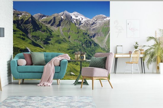 Behang - Fotobehang De Grossglockner weg die door de Oostenrijkse Alpen - Breedte 315 cm x hoogte 260 cm