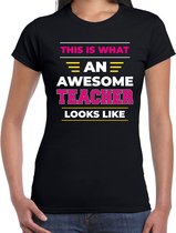 An awesome teacher / een geweldige lerares cadeau t-shirt zwart - dames -  kado shirt  / verjaardag cadeau / bedankje XL