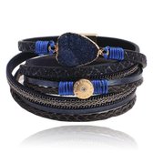 Blauwe leren dames armband van hars met hartvormige steen