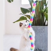 Kattenhangel met pluche regenboog 60 cm