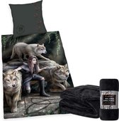 Anne Stokes Dekbedovertrek- Wolven- Fantasy- 1 persoons- 140x200- Katoen, Dubbelzijdig, incl. Zwart Fleece deken- 150x200cm- 100% Polyester- Plaid