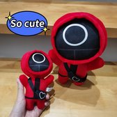 Pluche Knuffel | Bekend van Netflix | Plush Toy | Squidgames speelgoed knuffelpop | Driehoek 23 cm schoencadeautjes sinterklaas - kado - cadeautje