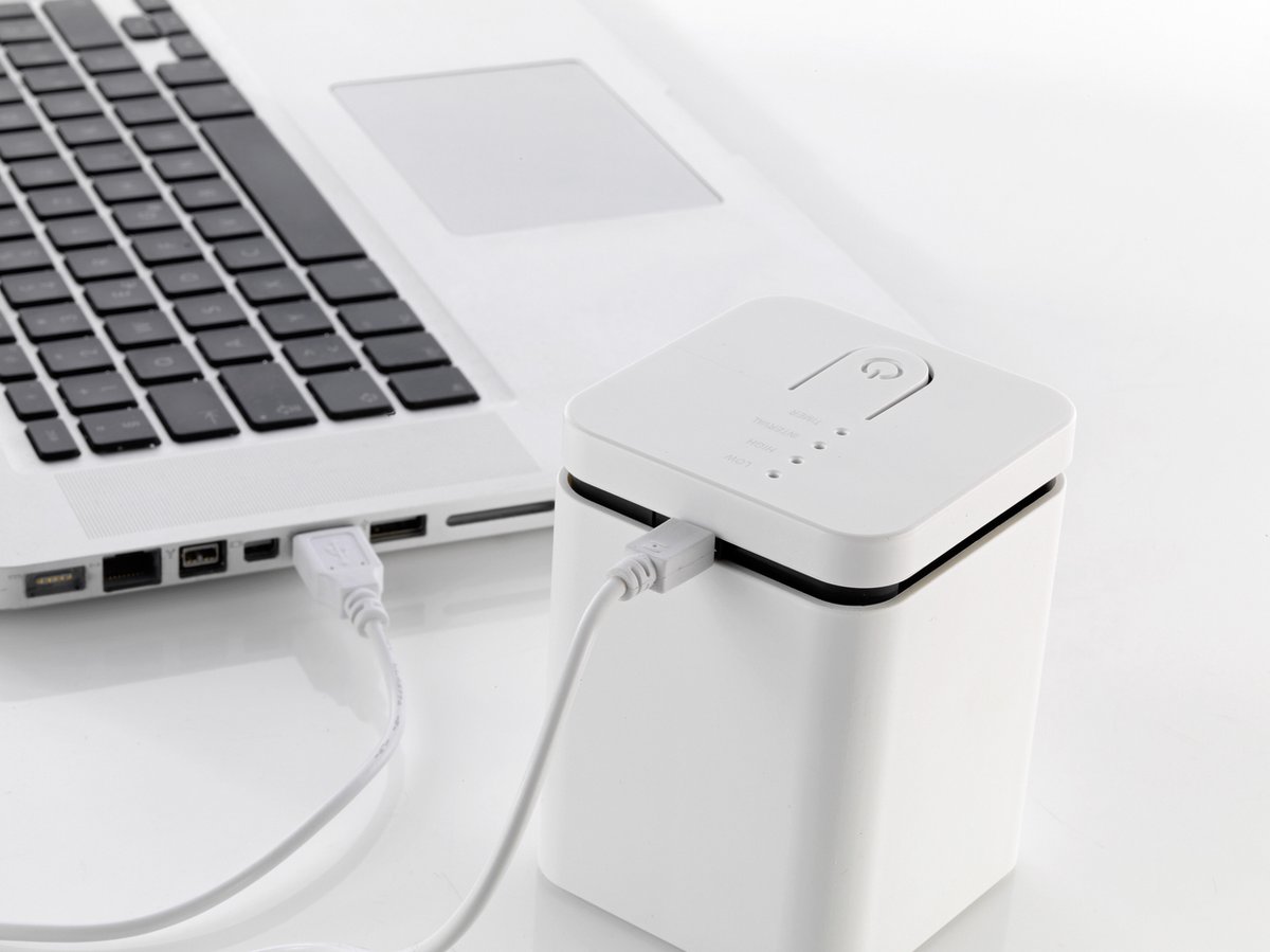 STYLIES Elara White universele Aroma diffuser voor thuis of op kantoor ook draadloos