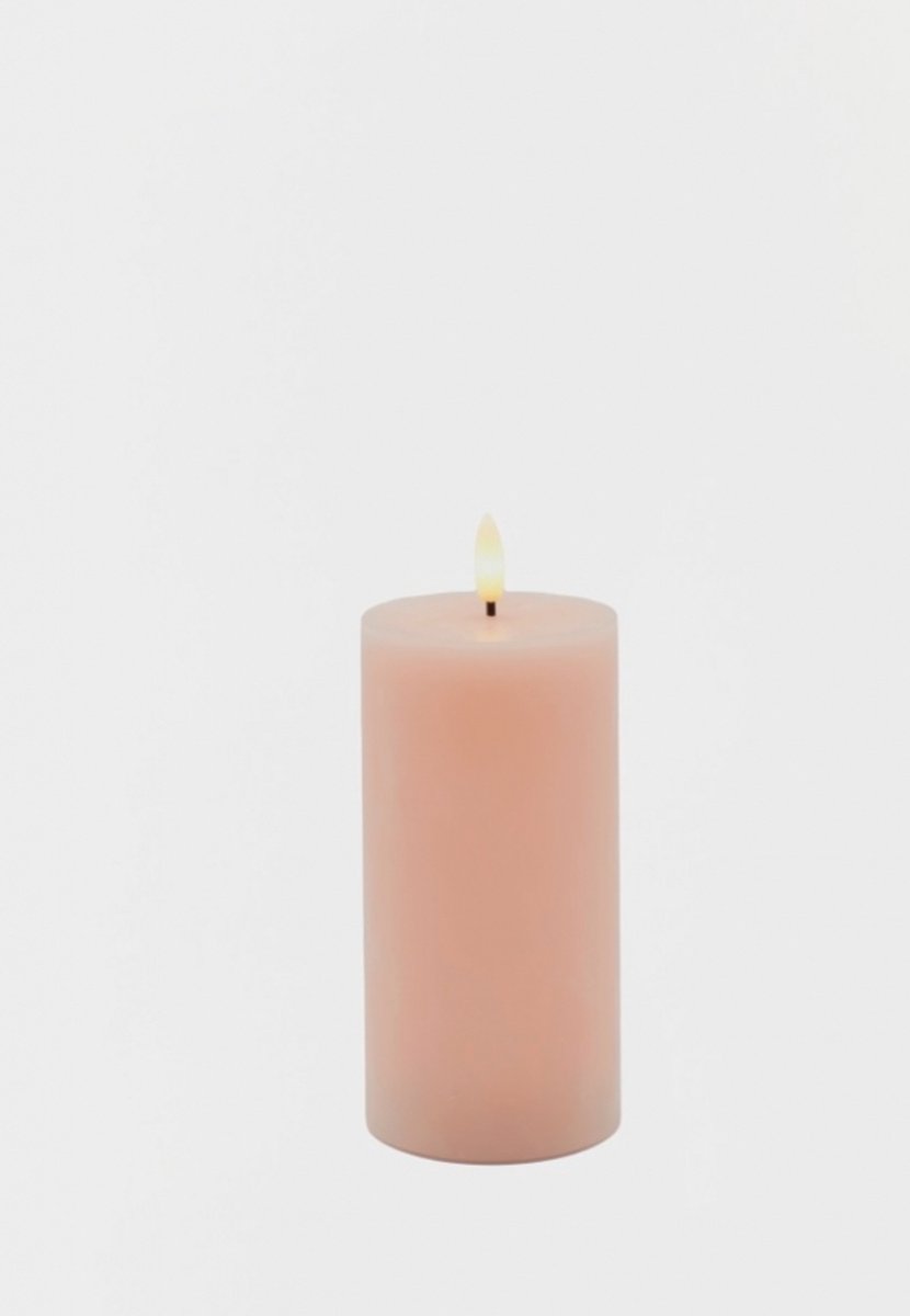 Sirius LED Kaars – Stompkaars Ø7,5×15 cm – Dusty Peach / Licht Roze / Oranje / Perzik Dusty peach - 15 cm