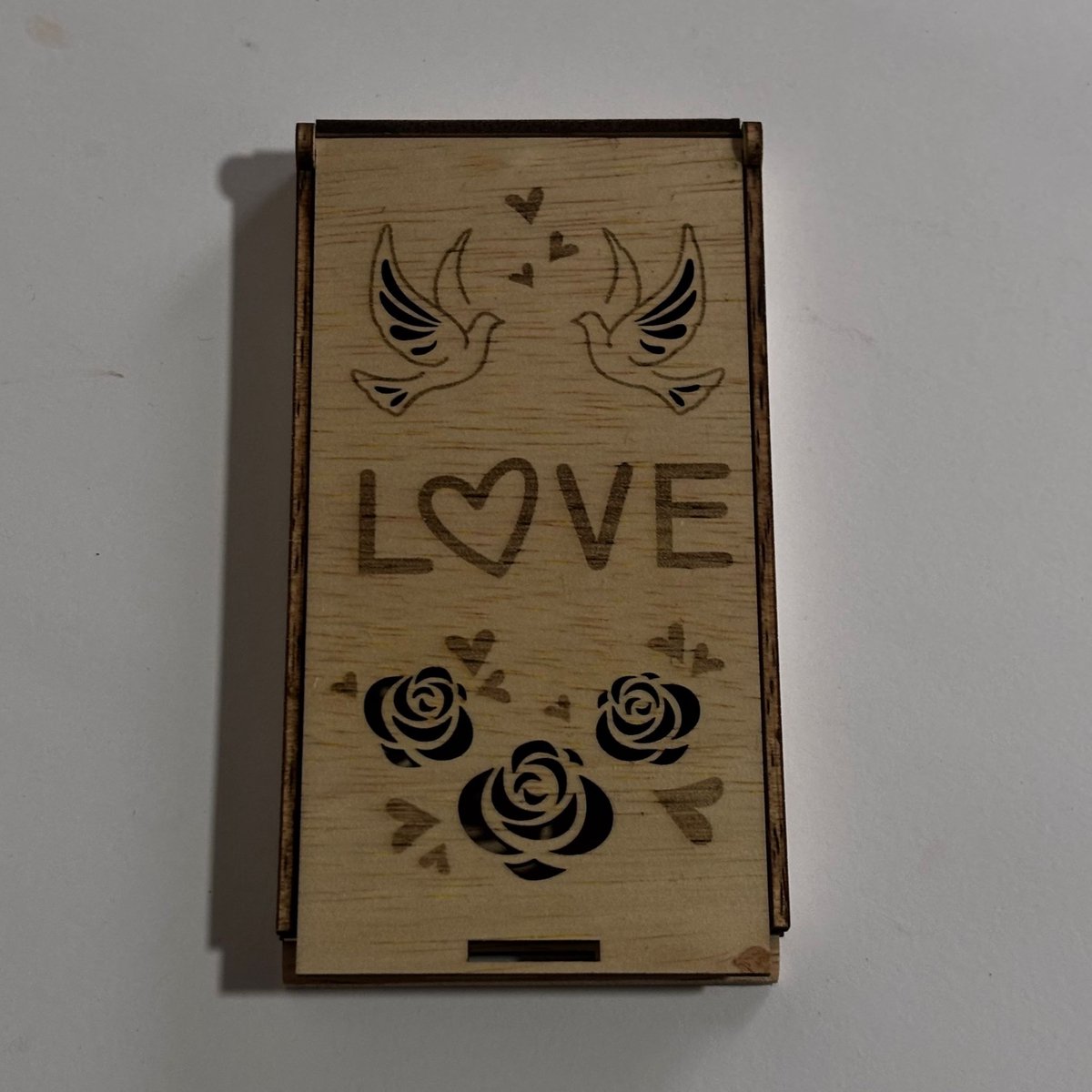 Houten cadeau box LOVE – romantische geschenkdoos voor kleine cadeaus