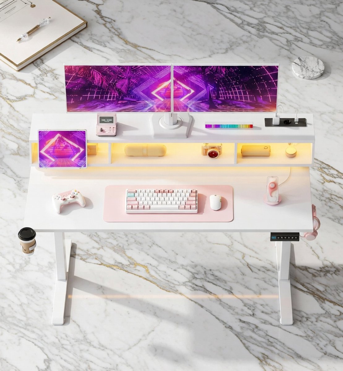 Pro Gamer Bureau 140 cm – Elektrisch in hoogte verstelbaar gaming bureau met RGB LED-verlichting, 3 open opbergruimtes, dranken- en headsethouder, USB- en stopcontacten, koolstofvezel oppervlak – Modern wit staand bureau voor e-sporters House&Garden