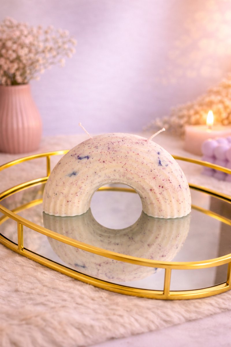 Regenboog Vorm Kaars!  | Viva Femme | Kaarsen | Decoratie | Cadeau | Wonen | Spikkels
