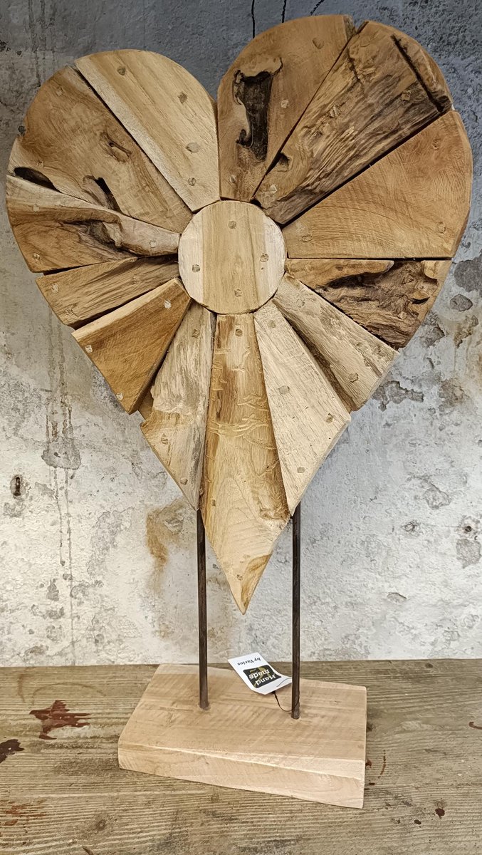 Heart teak Varios H 60cm B 36 cm