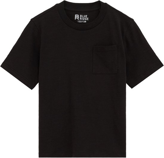 Jongens zwart T-shirt met borstzak en 'Blue Ridge' logo.