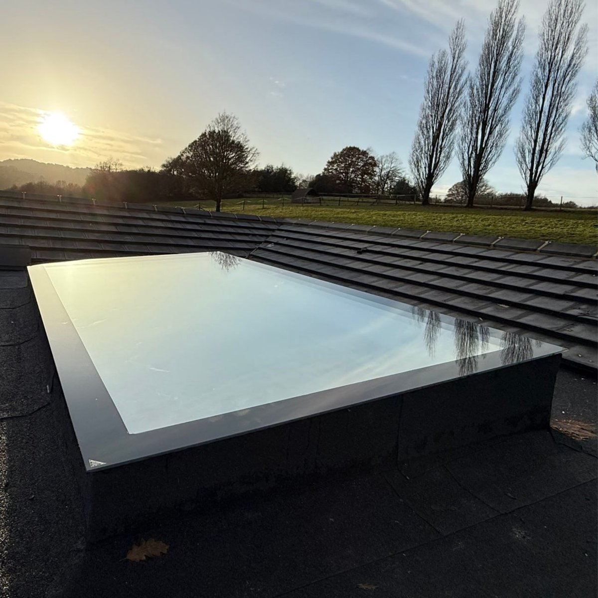 Lichtkoepel 30x30 cm – Triple Glas HR+++ – Daklicht voor Plat Dak – UV-werend – Geluidsisolerend