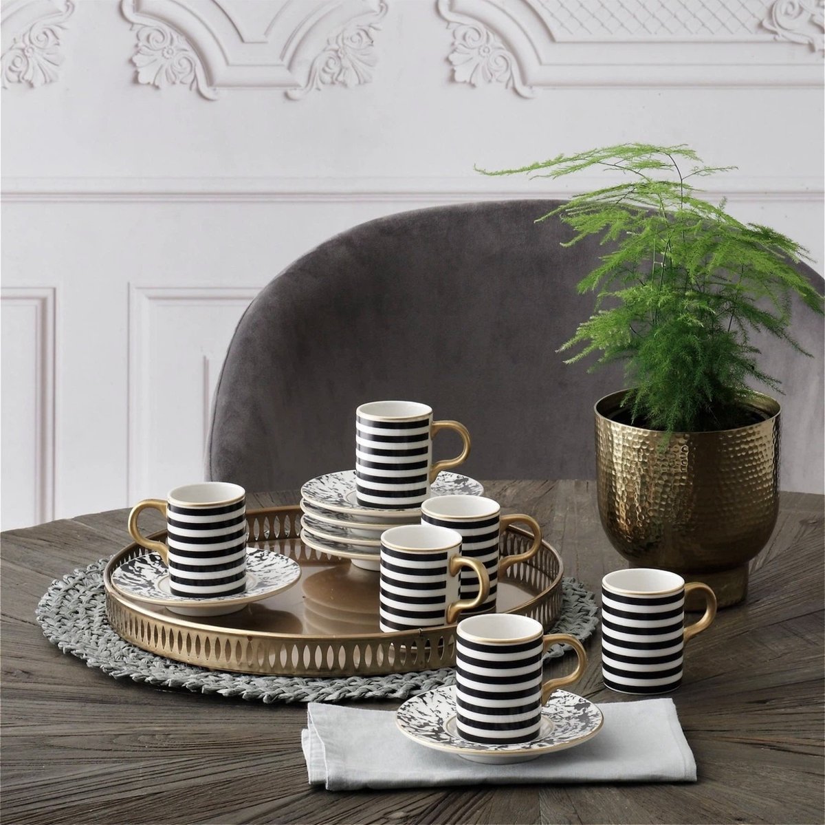 Luxe Zwart Wit Koffieset met Gouden Rand - 12-delig - Marmerlook Schotels - 6 Personen - 100ml - Espresso & Turkse Koffie Kopjes - Modern Design Servies