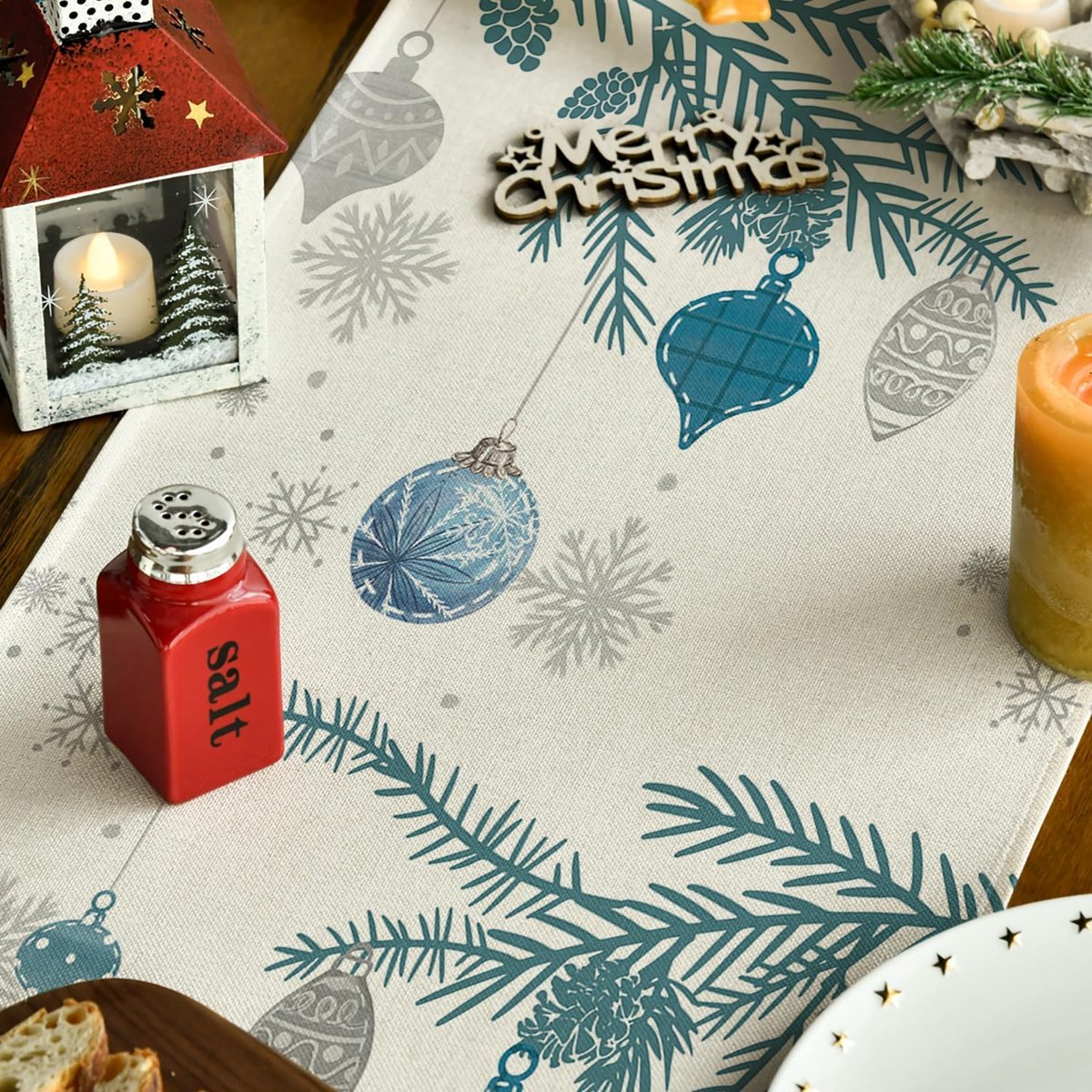 Tafelloper met Blauwe Grenen Bomen voor Kerst en Winterdecoratie