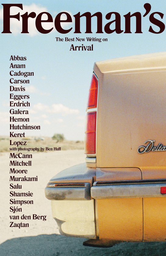Couverture du livre 'Freeman's Arrival', montrée sur l'arrière d'une voiture dorée.